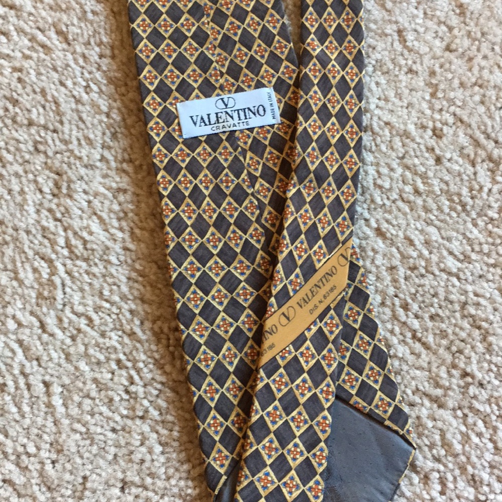 Vintage Valentino tie